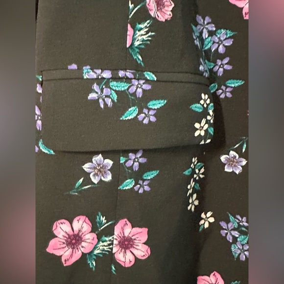 Lane Bryant The Bryant Blazer Green
Floral 3/4 Flare Bell Sleeve Jacket 18 - Picture 3 of 5